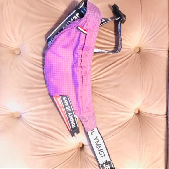 Tommy Jeans Bum Bag - Violet - Picture 3 of 3
